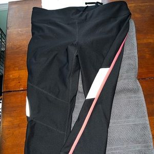 Xersion Capri leggings